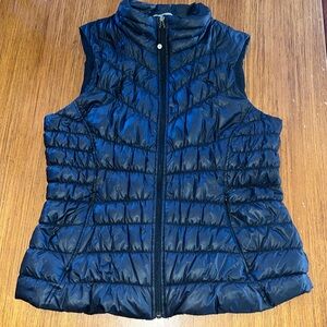 Athleta Women’s Puffer Vest XL